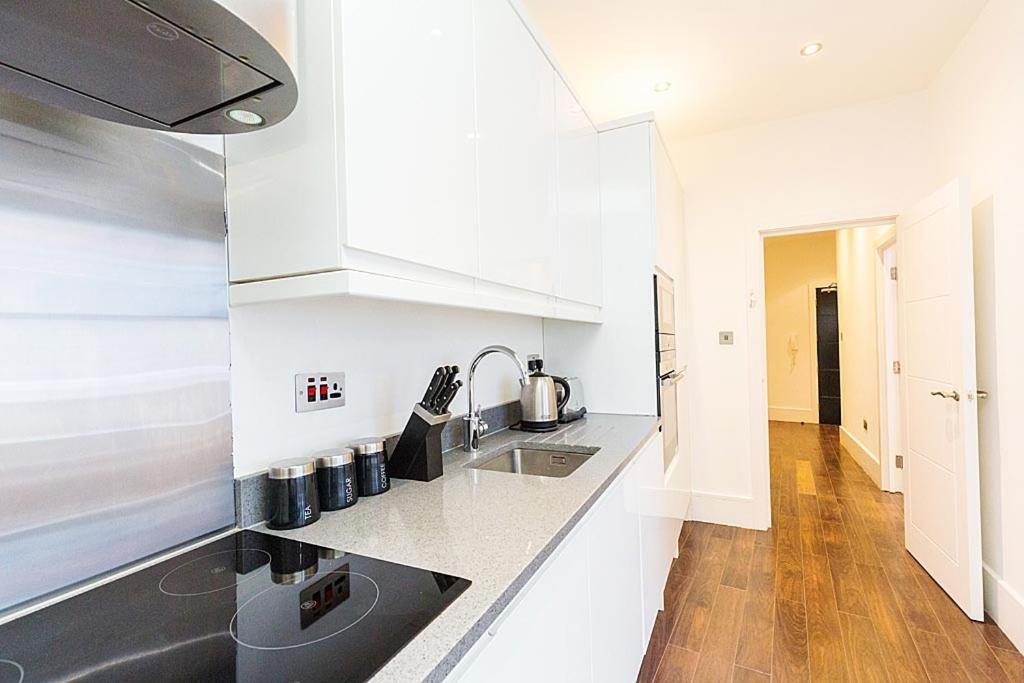 Clockwork London Flats Apartment ภายนอก รูปภาพ