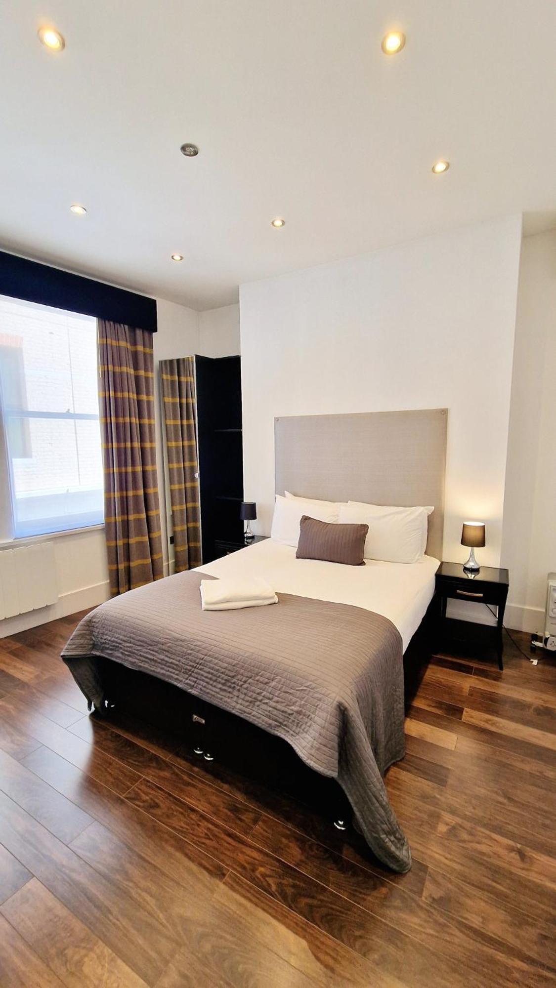 Clockwork London Flats Apartment ภายนอก รูปภาพ